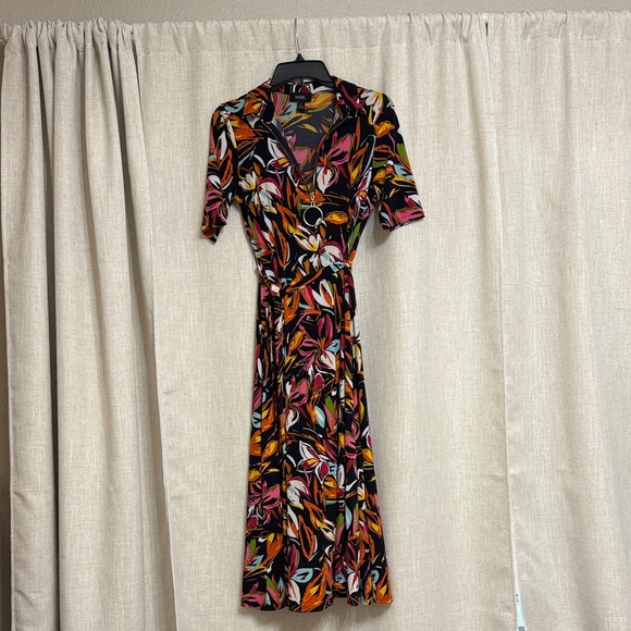 MSK Vibrant Floral Midi Dress - Picture 1 of 5